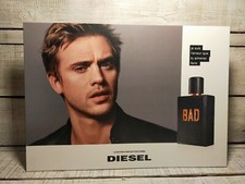 PLV Carton Publicitaire Parfum 