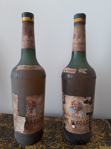 Lot bouteilles vieux - lot, 2