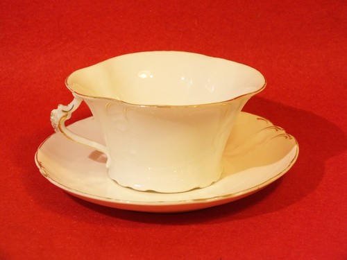 Ancienne tasse porcelaine - tasse, en