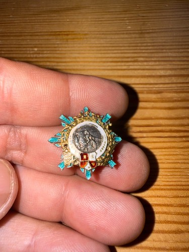 Insigne boutonnière - insigne,