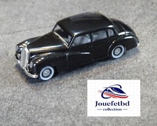 WIKING HO 1/87  Mercedes Benz