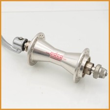 MOYEU AVANT DE COMPÉTITION