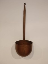 Grosse louche à crème en