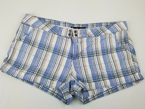 Shorts size 9 - l.e.i.,