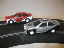 ? Lot 2 VOITURE FORD ESCORT RS2000 GOLDEN BRIGHT ? Circuit Électrique Slot Car