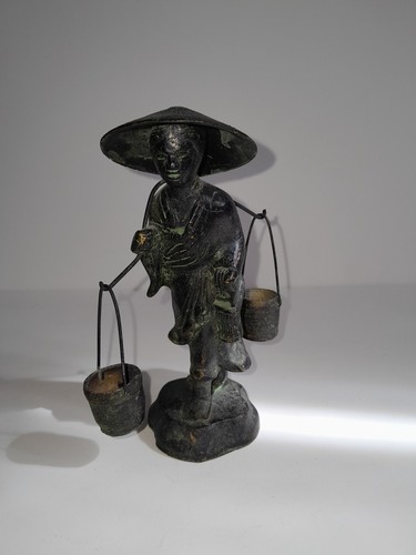 Statuette bronze - statuette, en