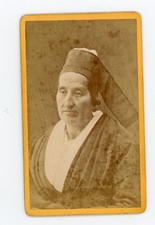 PHOTO CDV 1880, une arlésienne ruban noir par Martin & Cie à Montpellier
