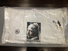 SUPREME Pearl Hooded