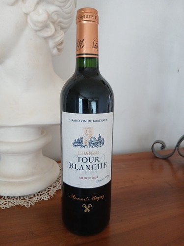 Bouteille château tour - bouteille,