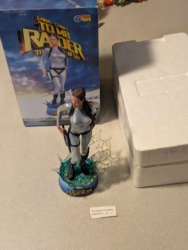 Lara croft tomb raider - croft,