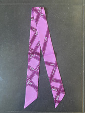 Foulard Hermès twilly -