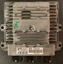 Calculateur moteur PEUGEOT