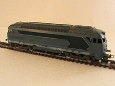 locomotive diesel HO LIMA /BB