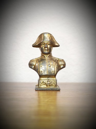 Small napoleon bonaparte bust - small,