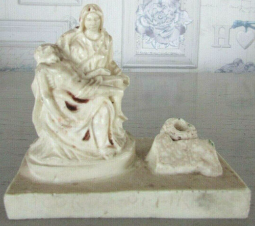 Petite statuette résine - en,