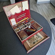 rare boite  de nécessaire