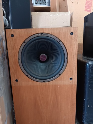 Speakers model w - 8,