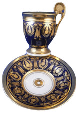 Tasse Et Soucoupe En