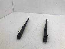 SUPPORT PARE-BRISE HONDA SH