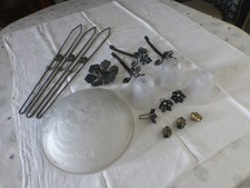 Lustre art deco complet en pate de verre epaisse et fer forgé à remonter