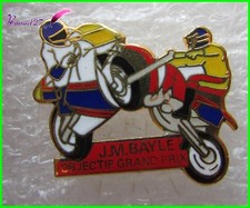 Pin's deux Moto Rouge  et bleu