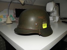 casque allemand ww2  M40 insigne militaria de collection
