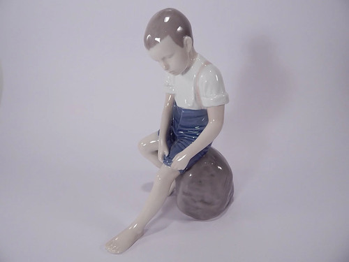 Bing grondahl statue - bing&grondahl, en