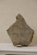 PREHISTOIRE---BIFACE   à  MAMMOUTH   MOUSTERIEN    6.7 kg      OISE        P 339