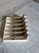 porte couteau chasse,teckel,chien en étain (non magnétique)occasion