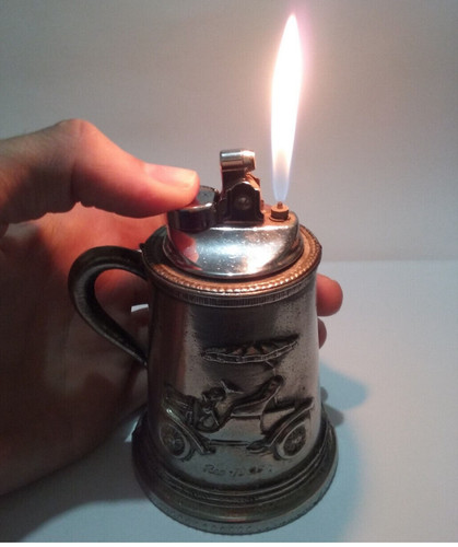 Briquet kitsch rétro vintage
