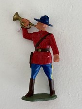 STARLUX POLICE MONTÉE CANADIENNE, PIÉTON AU CLAIRON, MARQUAGE EN RELIEF, 2344