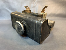 Ancien réservoir de motoculteur ou tondeuse en métal