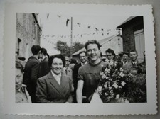 Photo Presse cycliste à Saint Hilaire du Harcouët (50 manche) . années 1950