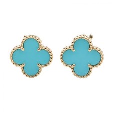 Boucles d'oreilles percées