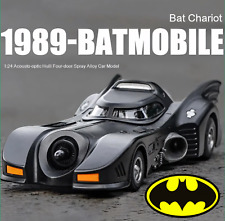 Batmobile 1989 Die-Cast 1:24 avec Figurine Batman  Collection Comics