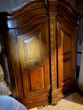 armoire ancienne bois en noyer