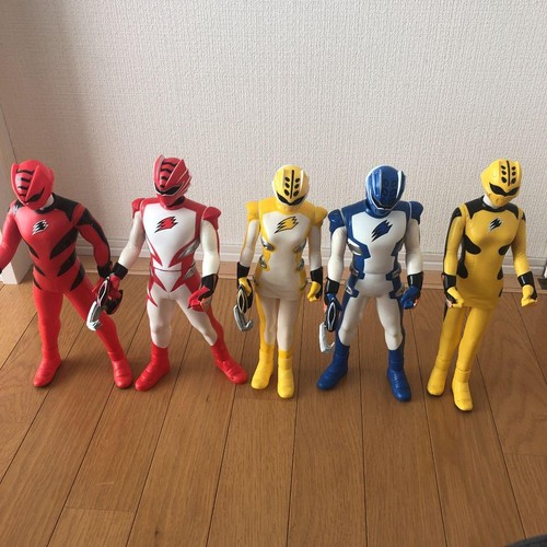Grande figurine power rangers - power,