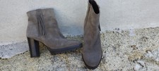 Bottines à franges Minelli Daim gris T 40 Etat neuf Talon 8,5 cm