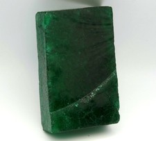 Pierre précieuse brute