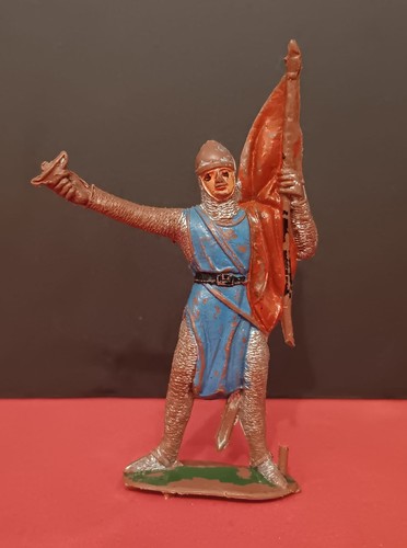 Figurine porte drapeau soldat - porte-drapeau,