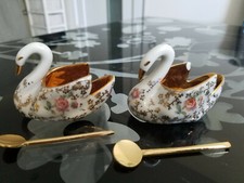 2 Salieres Cygnes en Porcelaine signées DUSSAULT
