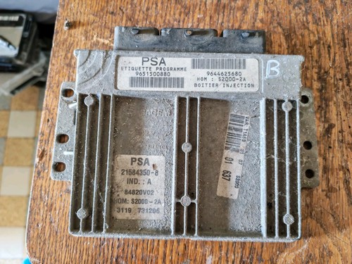 Calculateur moteur peugeot - moteur,
