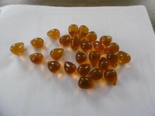 lot 30 anciennes gouttes perles pour lustre à pampille passementerie verre ambre