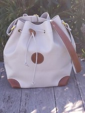  Grand Sac à Main Delsey , sac seau. H 33 cm