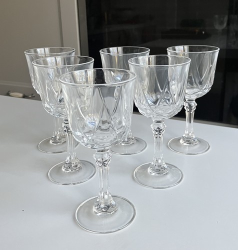Lot verres vin blanc - 6, a