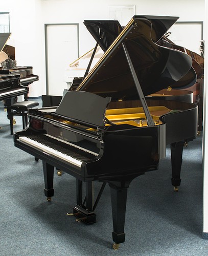 Piano queue steinway sons - À, &