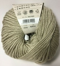 4 pelotes de laine/ 1 pelote