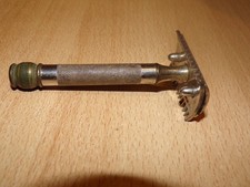 Ancien rasoir mécanique