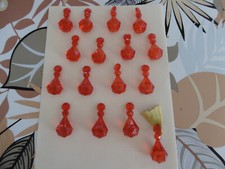 17 glands en plastique rouge pour décor rideaux