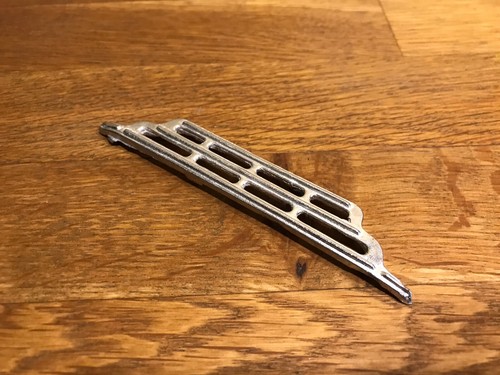 Grille calandre pour - grille,